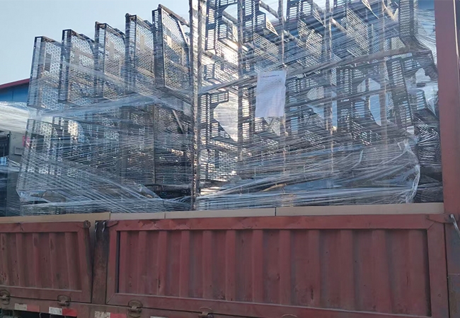 散热器装车发货